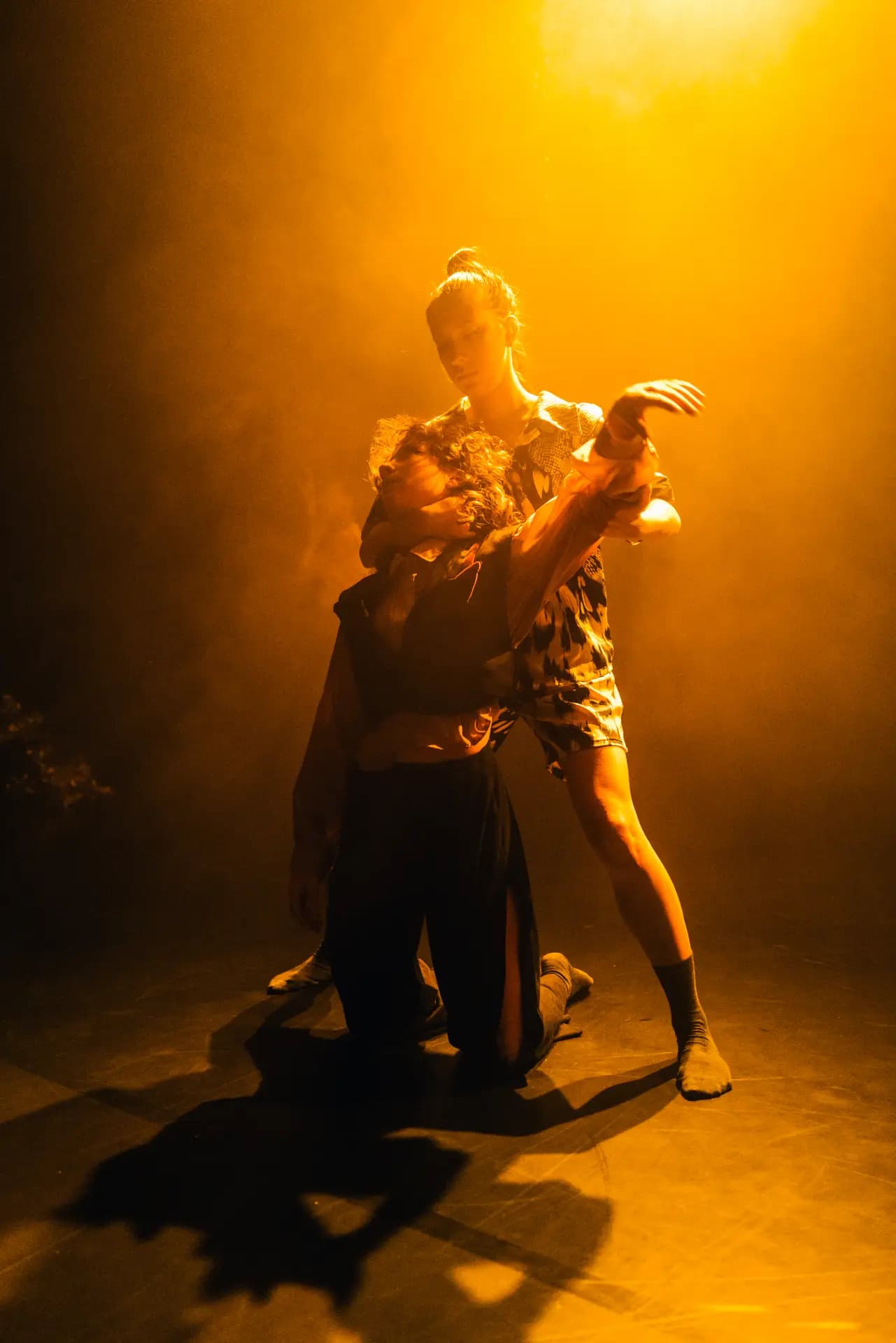 Ensemble der Demise II Produktion im Festspielhaus Hellerau, Tanzfotografie von Carsten Beier Dresden