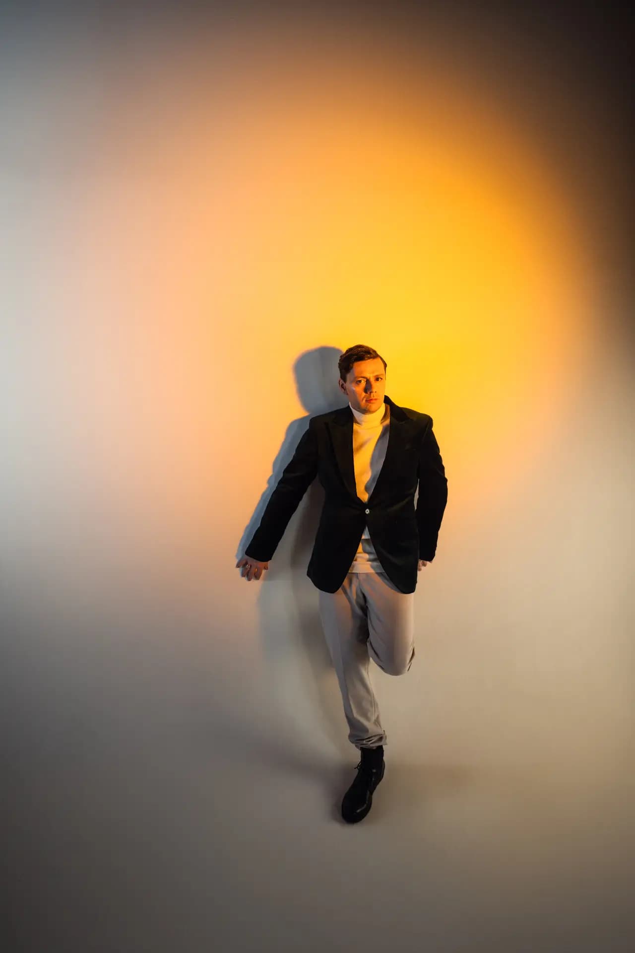 Nahaufnahme von Christian Friedel im Studio Dresden – professionelle Portraitfotografie von Carsten Beier