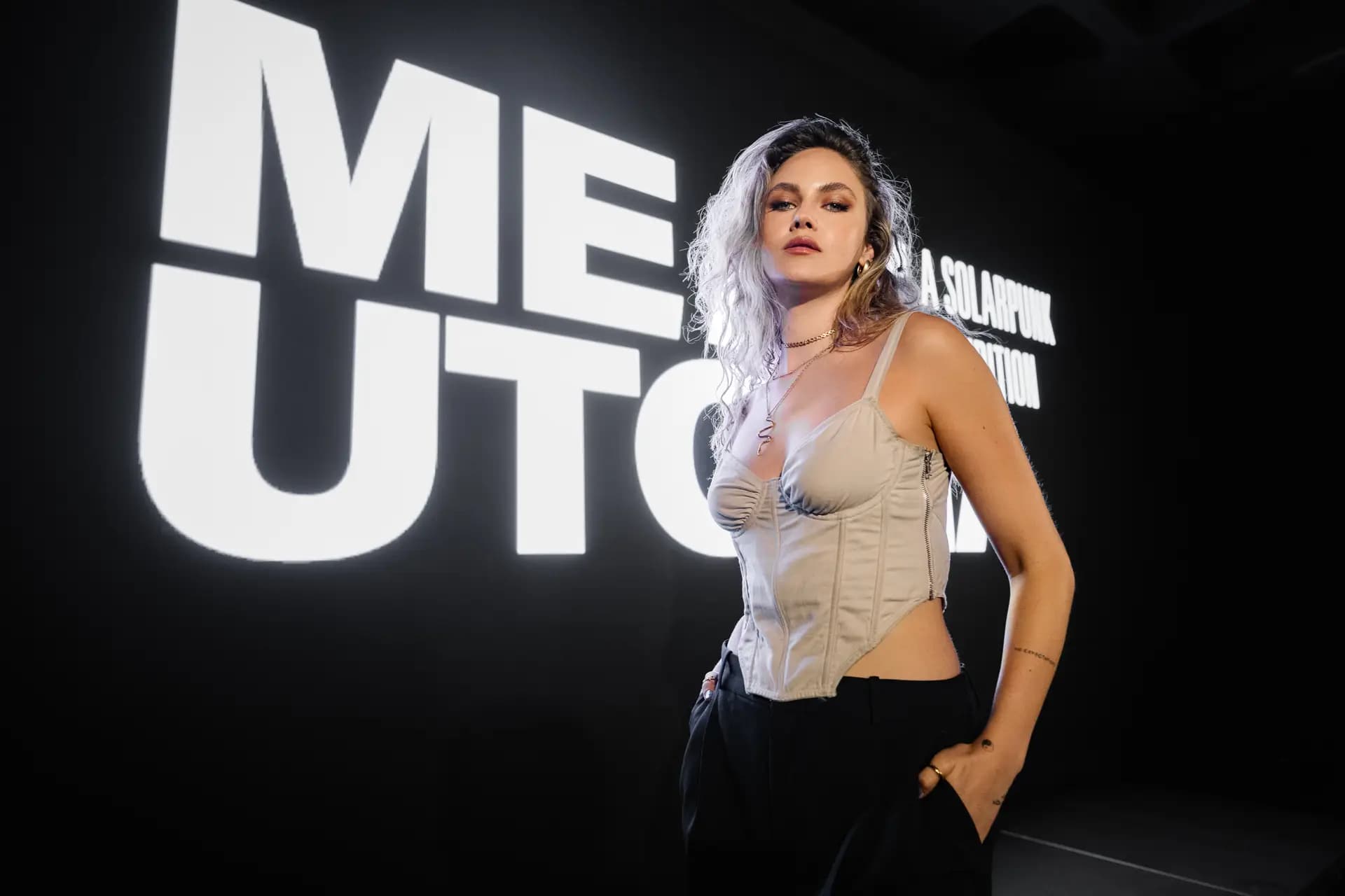 Ruby O. Fee beim Solarpunk-Event Meet Utopia in Berlin – Editorial-Fotografie von Carsten Beier