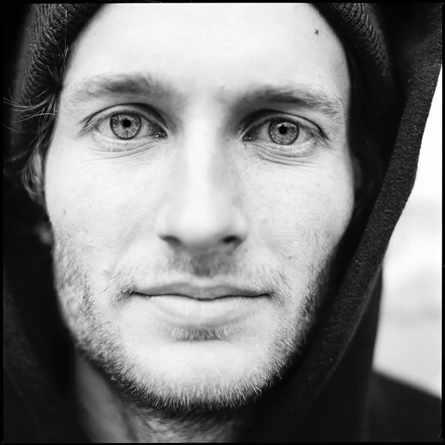 Erik Gross – Skater Portrait, Skateboard-Fotografie von Carsten Beier
